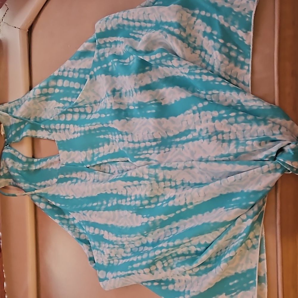 Tyche turquoise and white summer top. Tie front